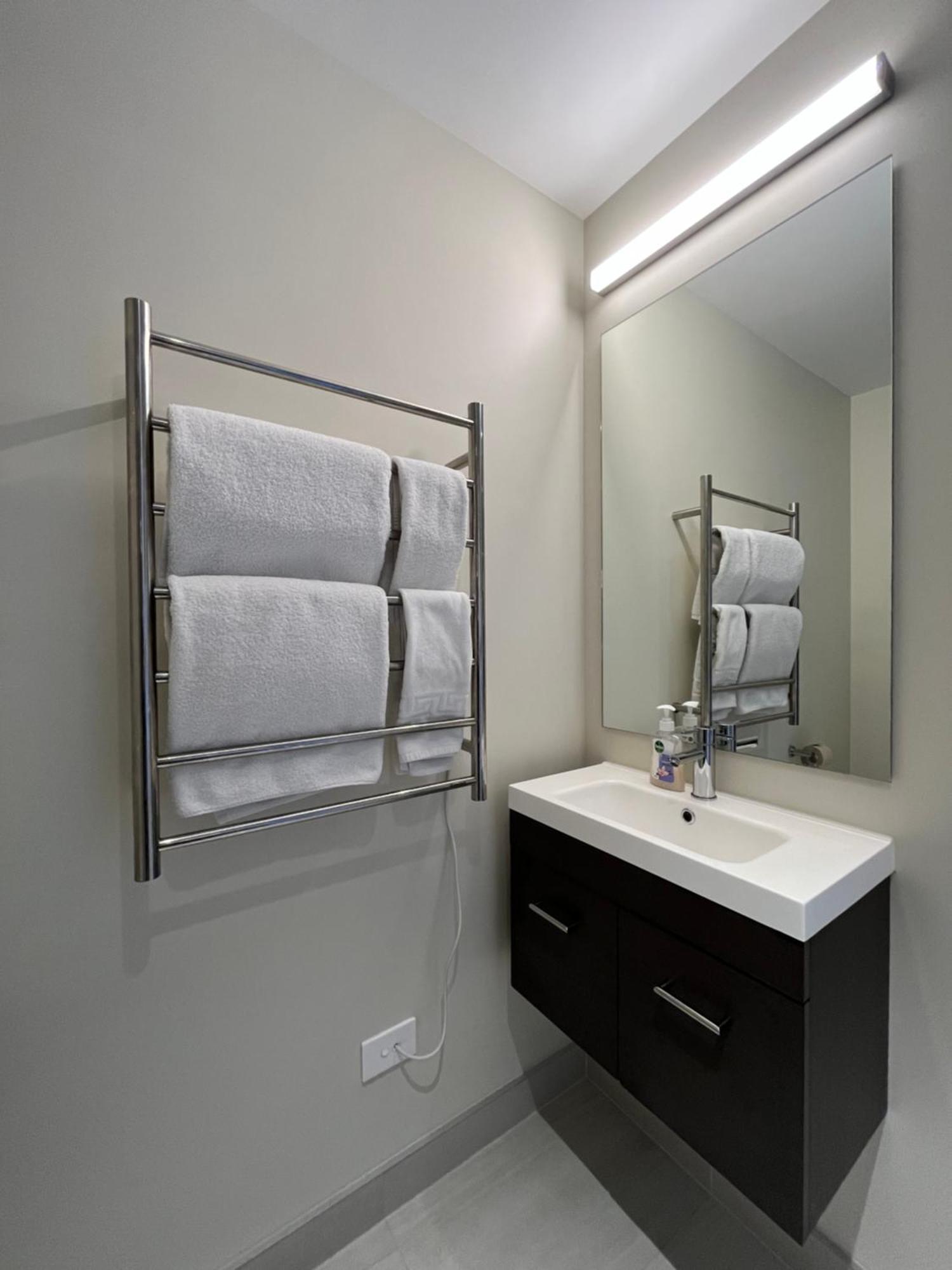 Queenstown Studio - 5Mins To Airport - Aircond - Free Wifi - Walk To Centre Экстерьер фото